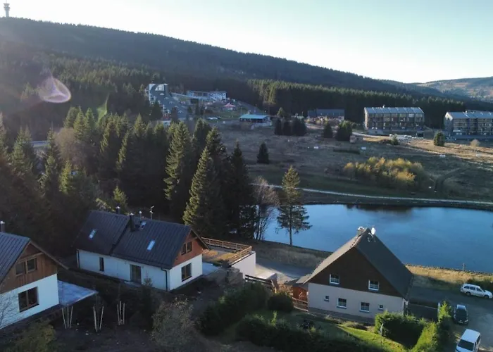 Pod Klinovcem アパート